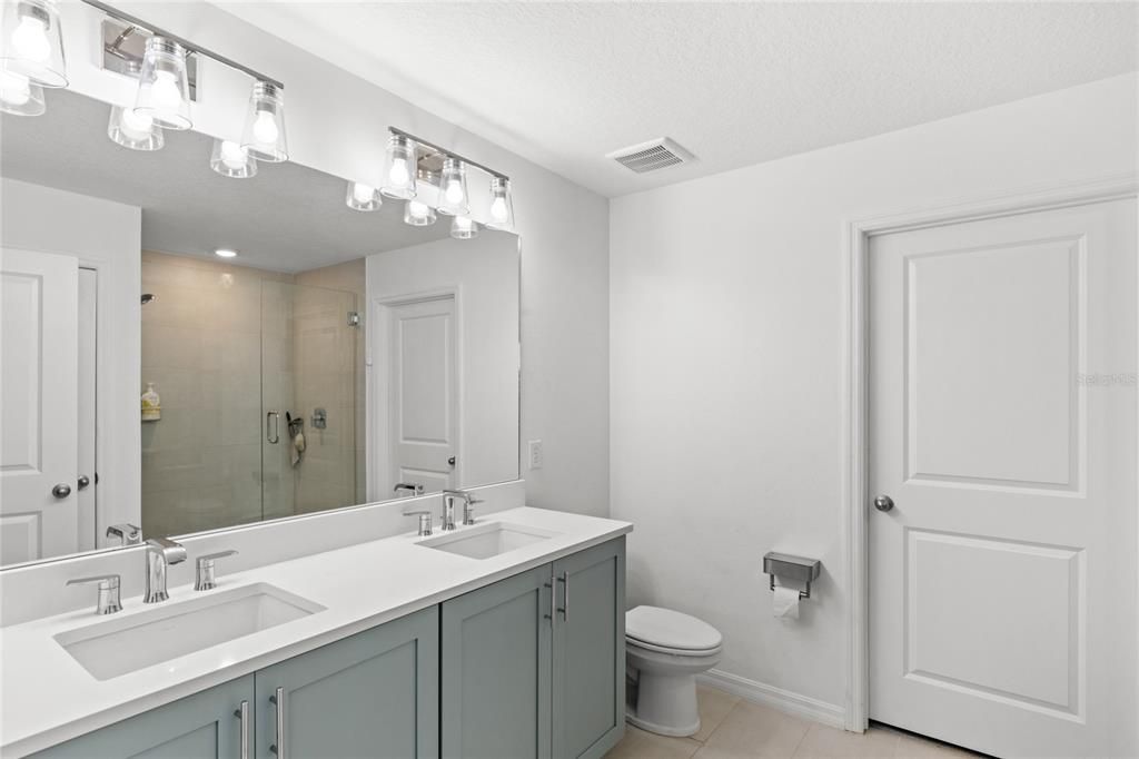 待售: $675,000 (5 贝兹, 3 浴室, 2790 平方英尺)