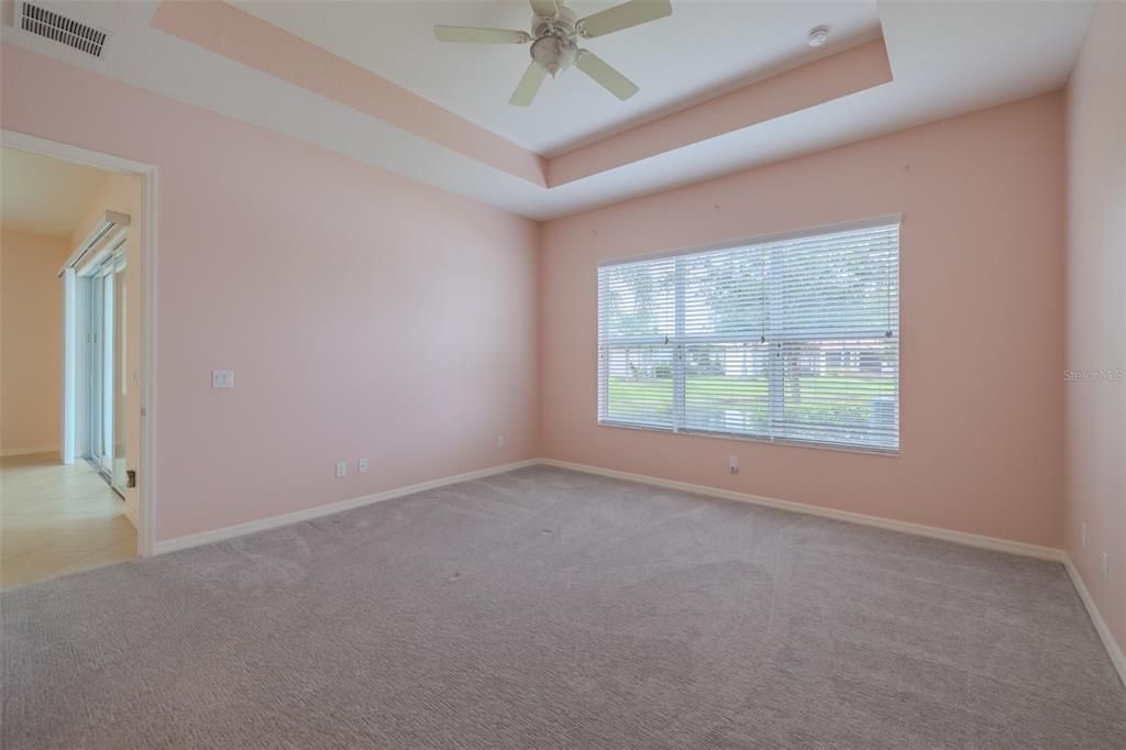 For Sale: $399,900 (3 beds, 2 baths, 2087 Square Feet)