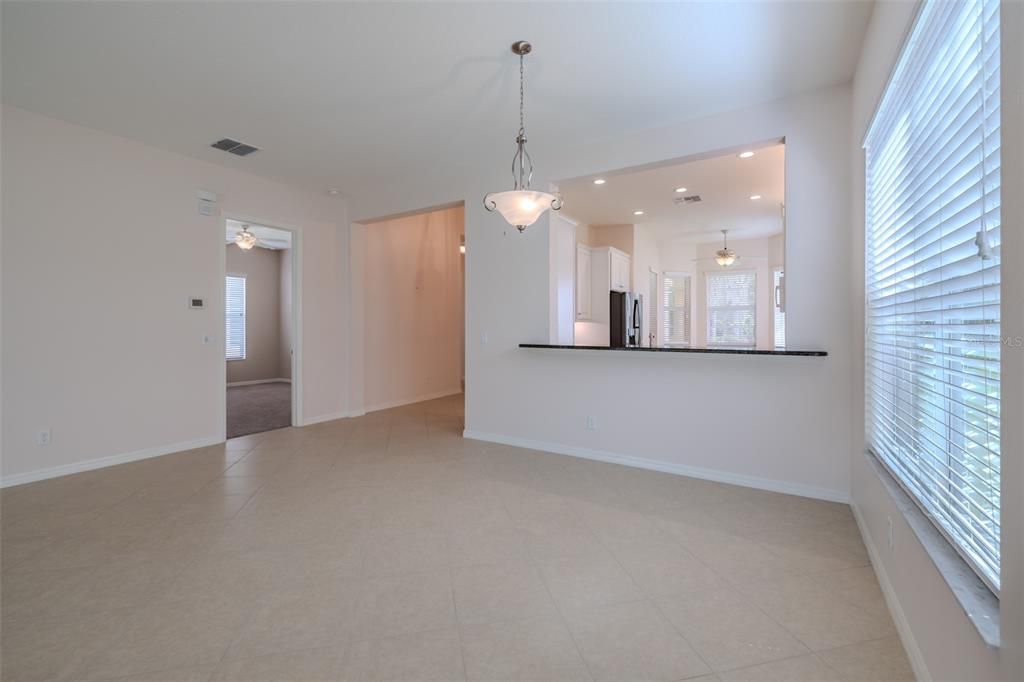 For Sale: $399,900 (3 beds, 2 baths, 2087 Square Feet)