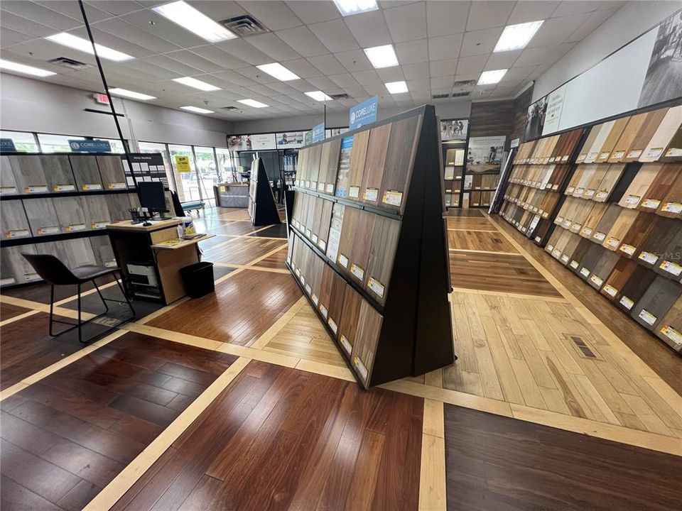 待售: $136,320 (0 贝兹, 0 浴室, 126478 平方英尺)