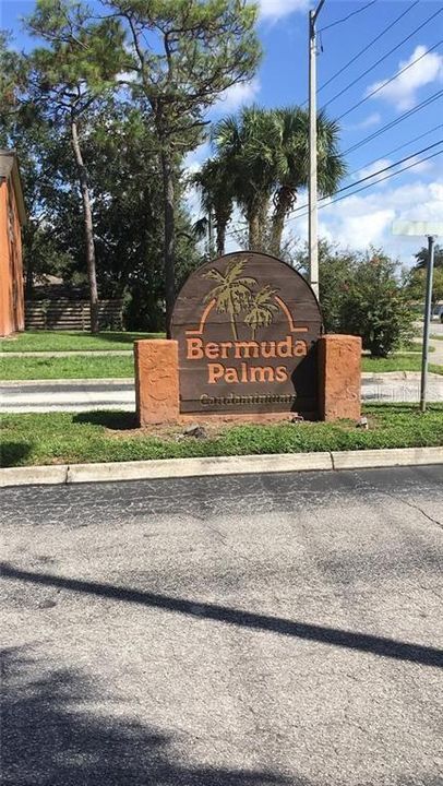 Active With Contract: $150,000 (2 beds, 2 baths, 996 Square Feet)