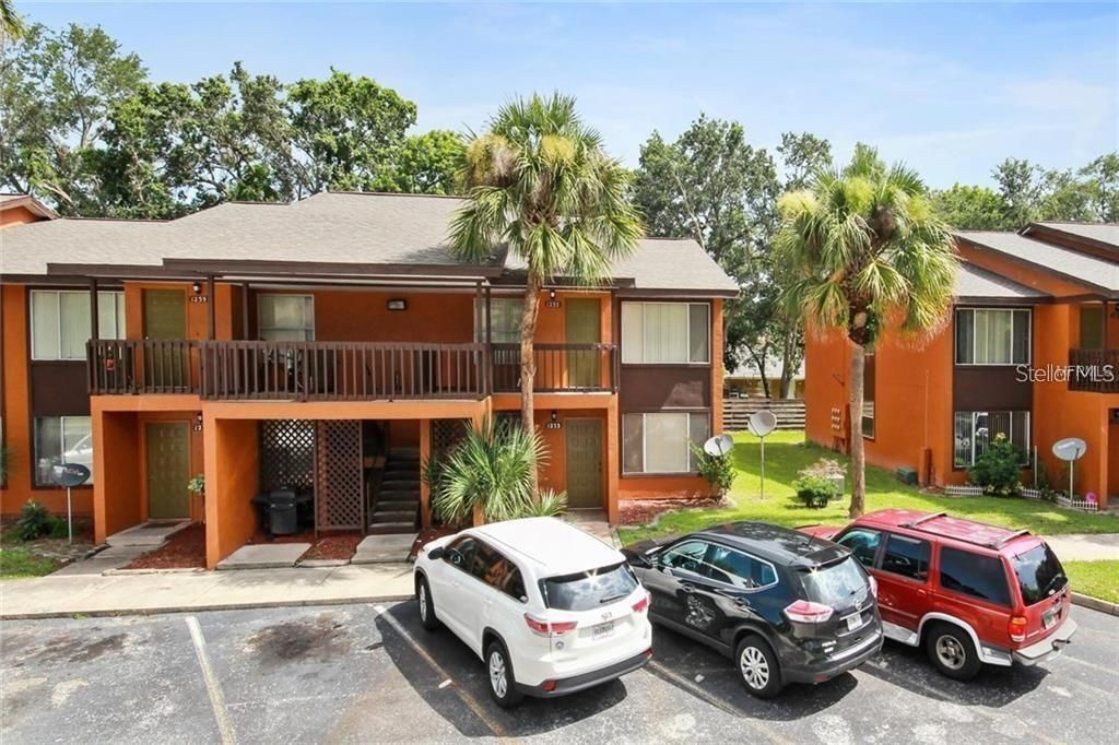 Active With Contract: $150,000 (2 beds, 2 baths, 996 Square Feet)