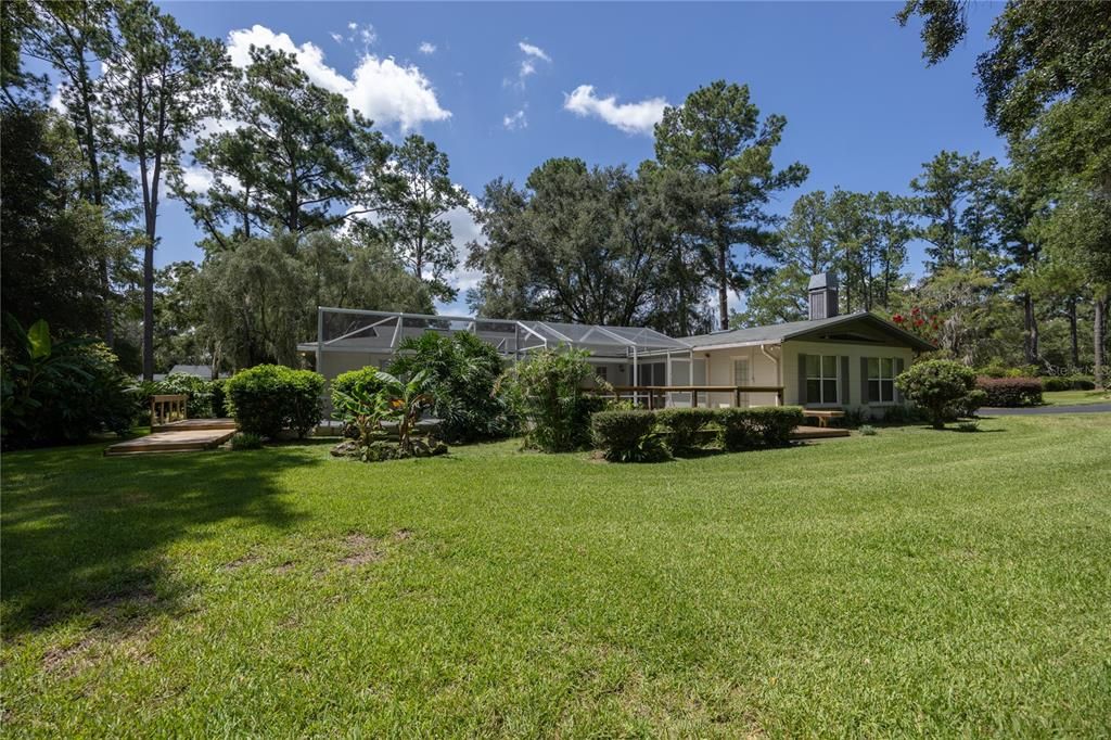 Active With Contract: $399,000 (3 beds, 2 baths, 2718 Square Feet)