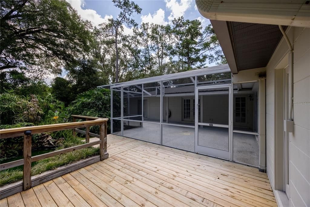 Active With Contract: $399,000 (3 beds, 2 baths, 2718 Square Feet)