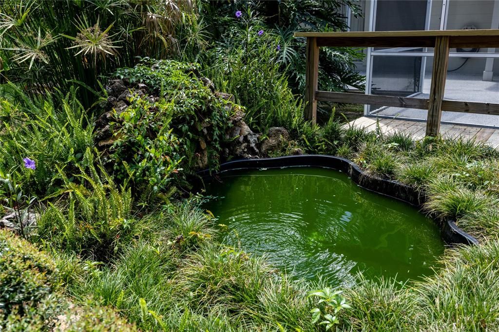 Active With Contract: $399,000 (3 beds, 2 baths, 2718 Square Feet)