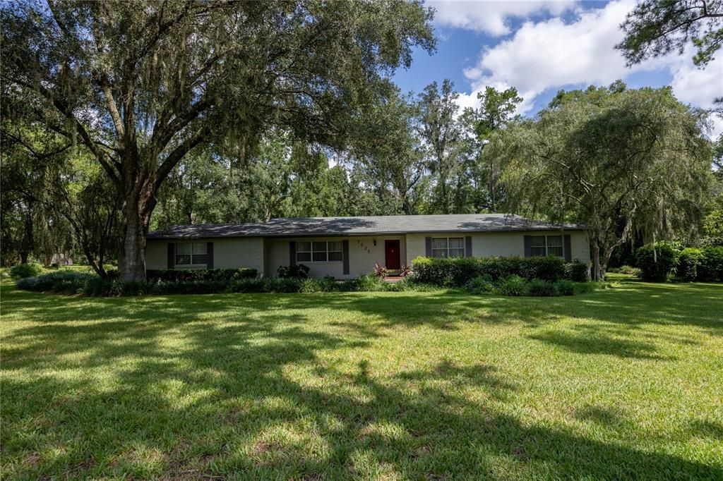 Active With Contract: $399,000 (3 beds, 2 baths, 2718 Square Feet)