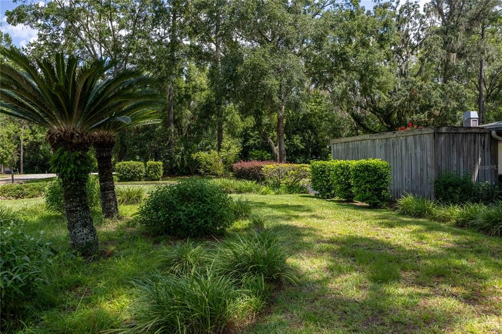 Active With Contract: $399,000 (3 beds, 2 baths, 2718 Square Feet)