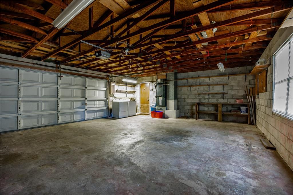 Active With Contract: $399,000 (3 beds, 2 baths, 2718 Square Feet)