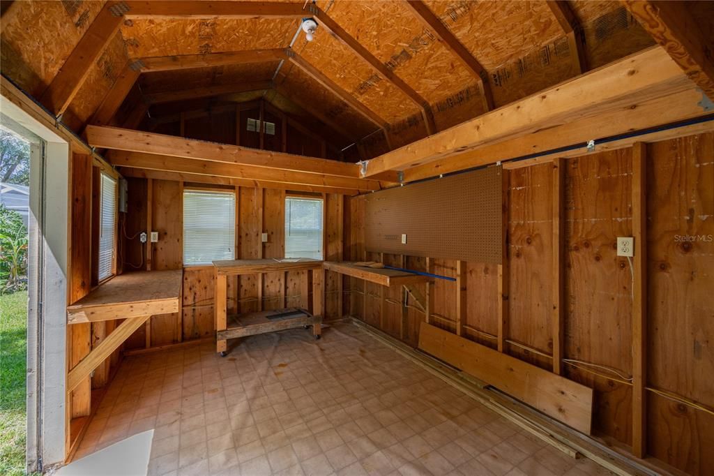 Active With Contract: $399,000 (3 beds, 2 baths, 2718 Square Feet)