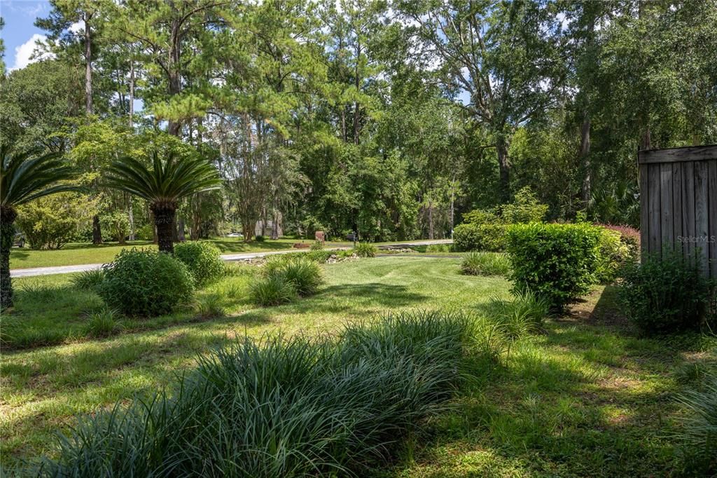 Active With Contract: $399,000 (3 beds, 2 baths, 2718 Square Feet)