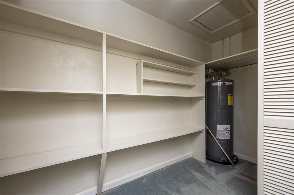 Active With Contract: $399,000 (3 beds, 2 baths, 2718 Square Feet)