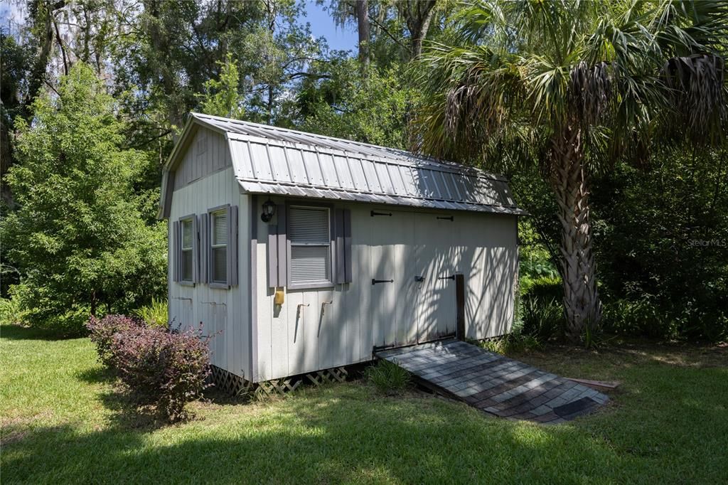 Active With Contract: $399,000 (3 beds, 2 baths, 2718 Square Feet)