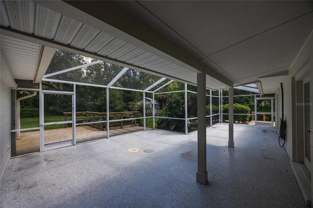 Active With Contract: $399,000 (3 beds, 2 baths, 2718 Square Feet)