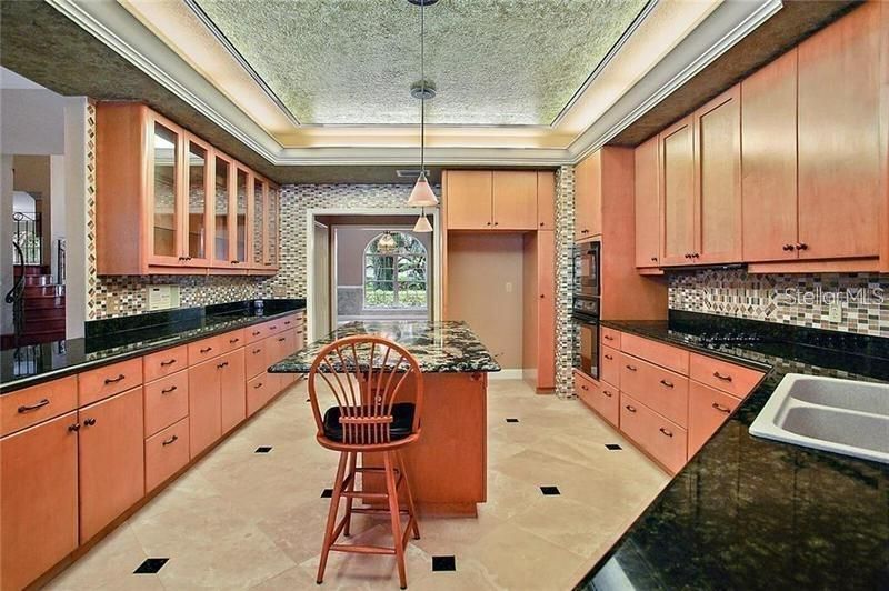 En Venta: $1,499,900 (5 camas, 4 baños, 6111 Pies cuadrados)