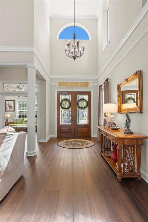 合同活跃: $2,350,000 (5 贝兹, 3 浴室, 5900 平方英尺)