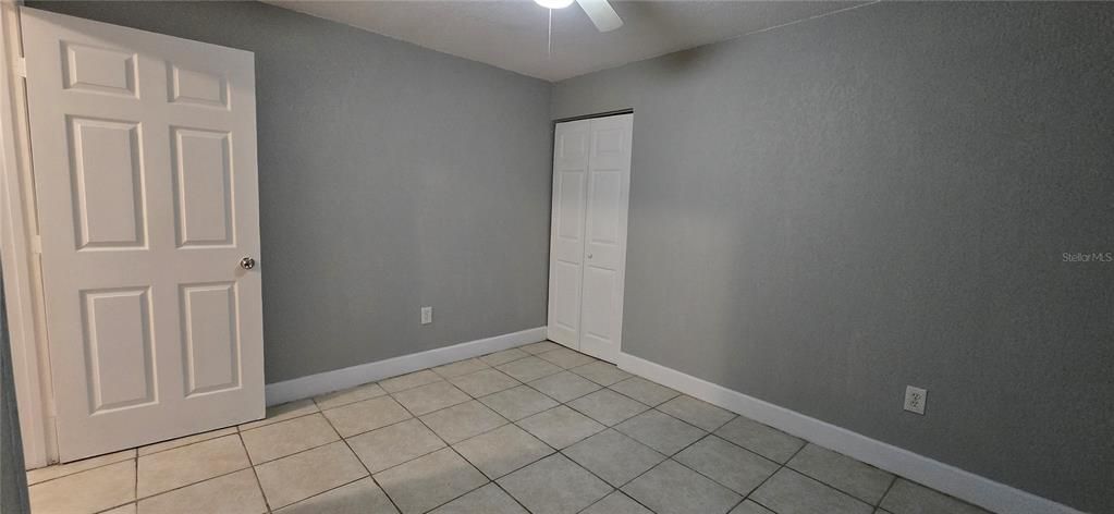 Activo con contrato: $109,900 (4 camas, 1 baños, 1318 Pies cuadrados)