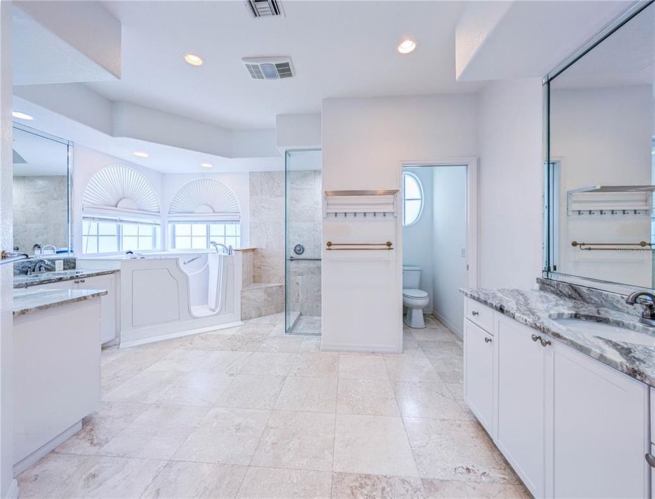 For Sale: $1,650,000 (4 beds, 4 baths, 4394 Square Feet)