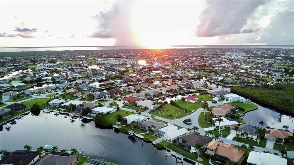 For Sale: $1,650,000 (4 beds, 4 baths, 4394 Square Feet)