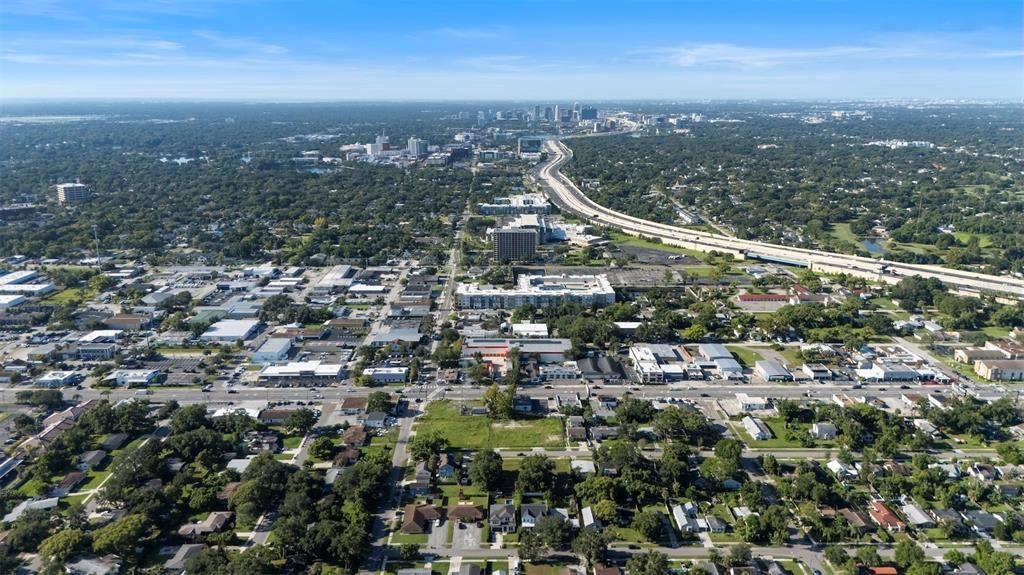 合同活跃: $935,040 (4 贝兹, 3 浴室, 2662 平方英尺)