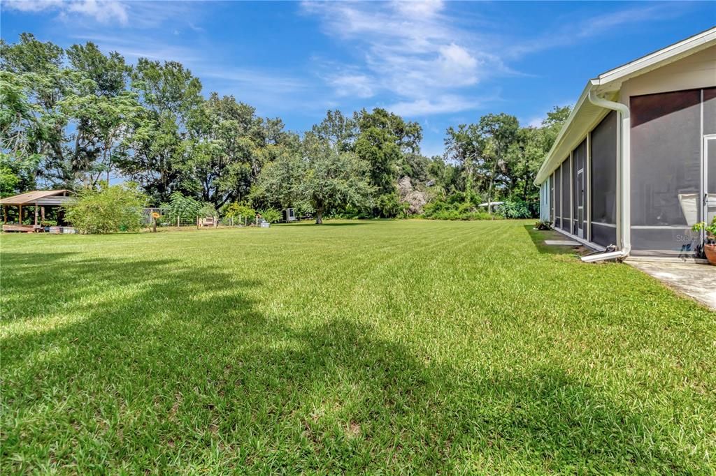 For Sale: $765,000 (5 beds, 4 baths, 4431 Square Feet)