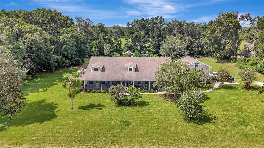 For Sale: $765,000 (5 beds, 4 baths, 4431 Square Feet)