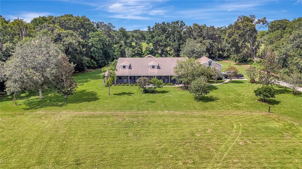 For Sale: $765,000 (5 beds, 4 baths, 4431 Square Feet)