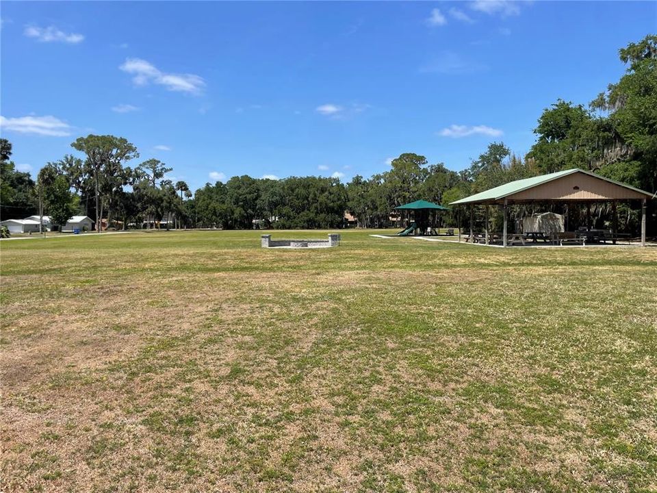 En Venta: $45,000 (0.39 acres)