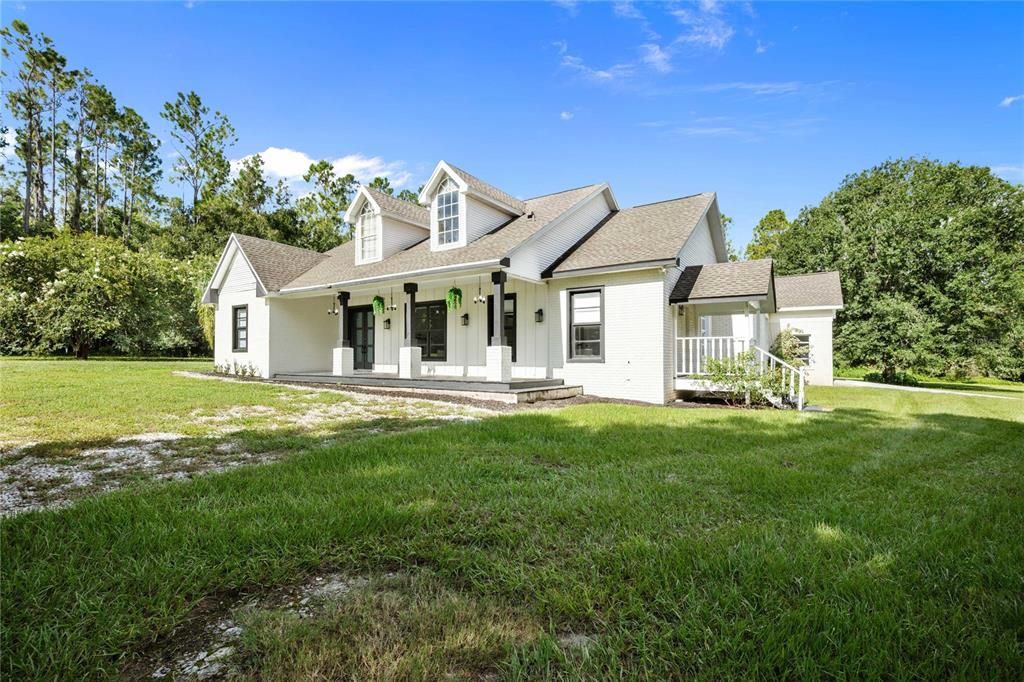 Active With Contract: $968,000 (3 beds, 3 baths, 2918 Square Feet)