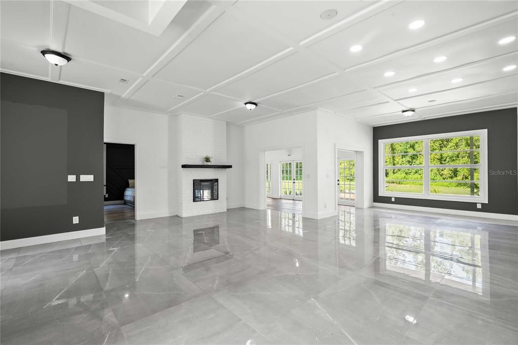 Active With Contract: $968,000 (3 beds, 3 baths, 2918 Square Feet)