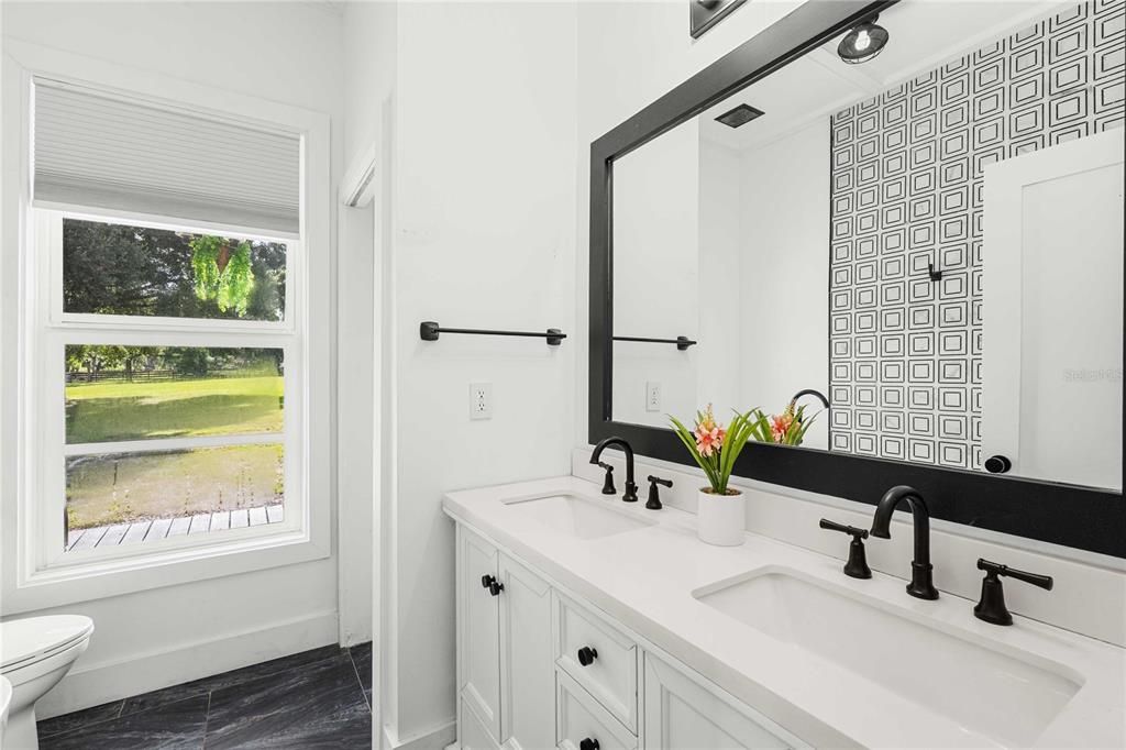 Active With Contract: $968,000 (3 beds, 3 baths, 2918 Square Feet)