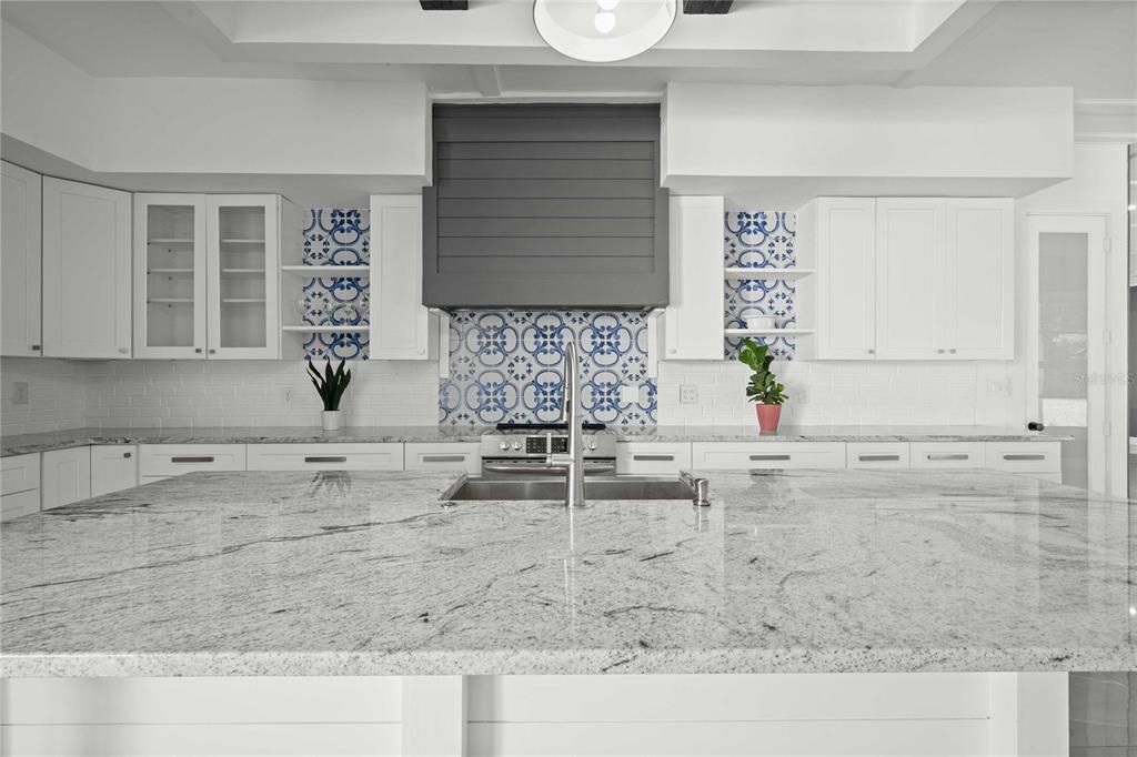 Active With Contract: $968,000 (3 beds, 3 baths, 2918 Square Feet)