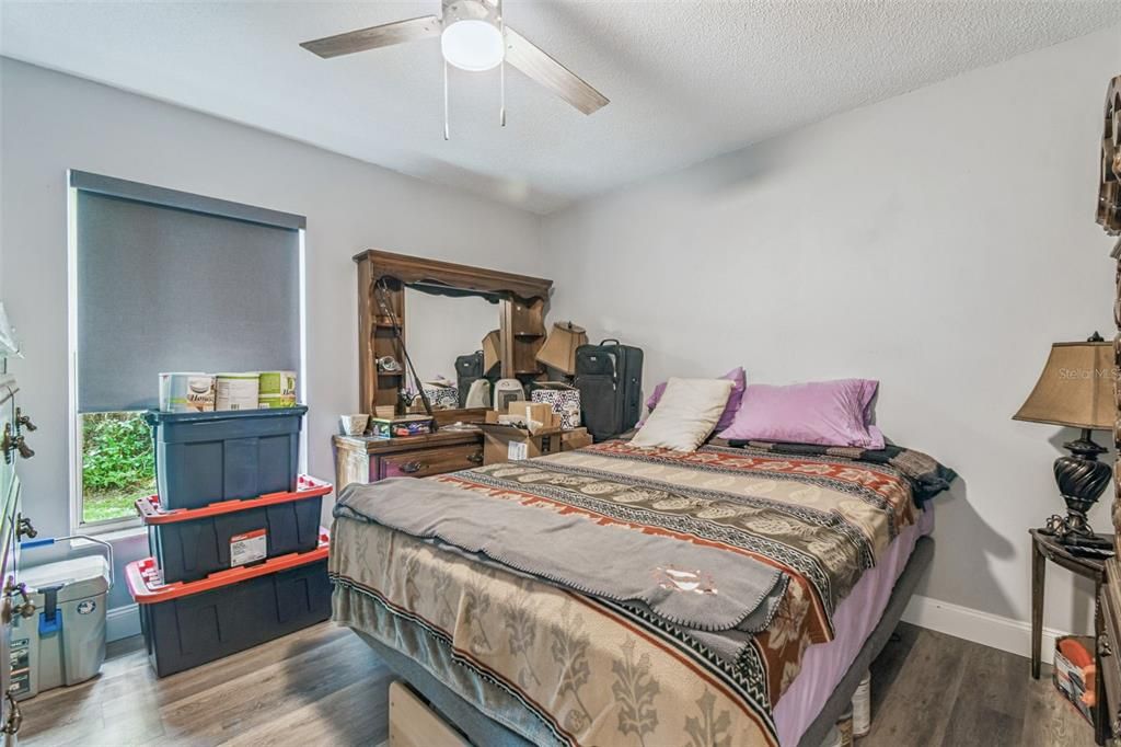 На продажу: $164,000 (2 спален, 1 ванн, 1008 Квадратных фут)