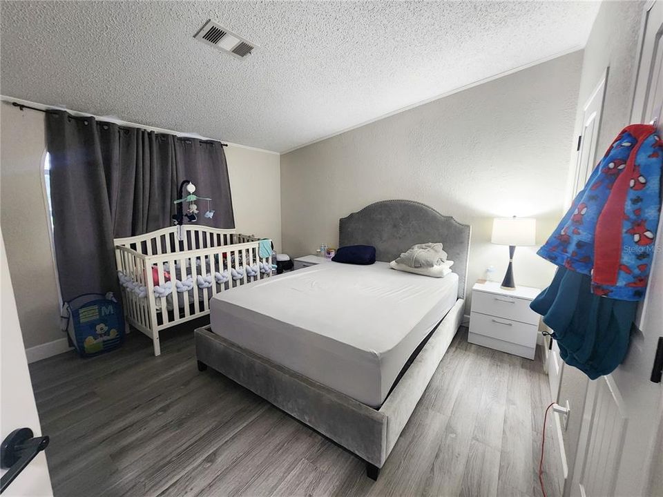 For Sale: $925,000 (4 beds, 3 baths, 1704 Square Feet)