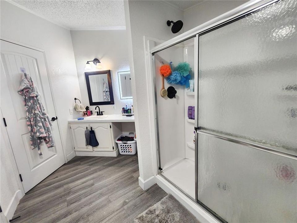 For Sale: $925,000 (4 beds, 3 baths, 1704 Square Feet)