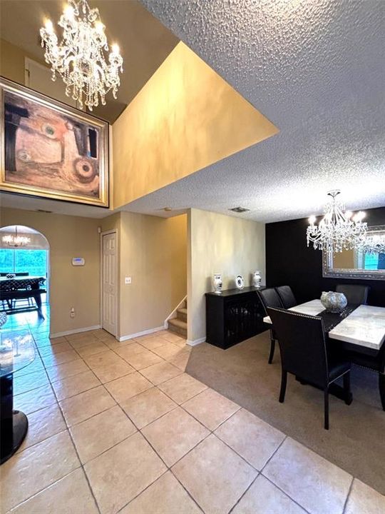 待售: $420,000 (4 贝兹, 2 浴室, 2825 平方英尺)