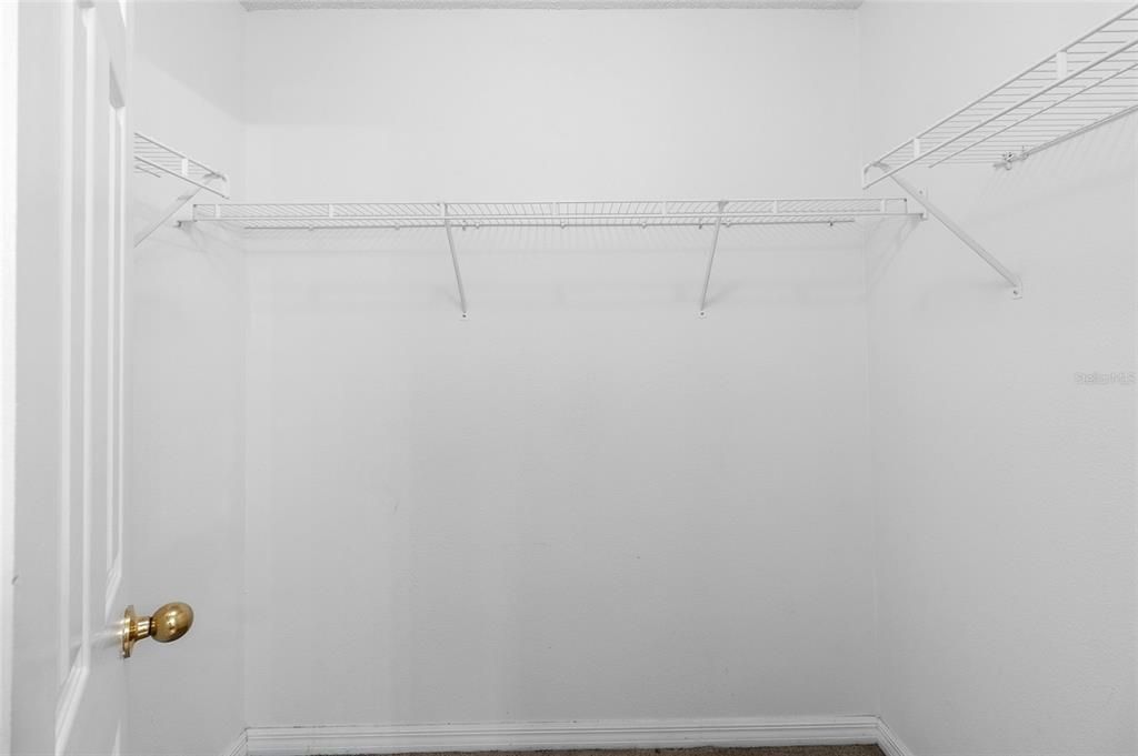 待售: $420,000 (4 贝兹, 2 浴室, 2825 平方英尺)