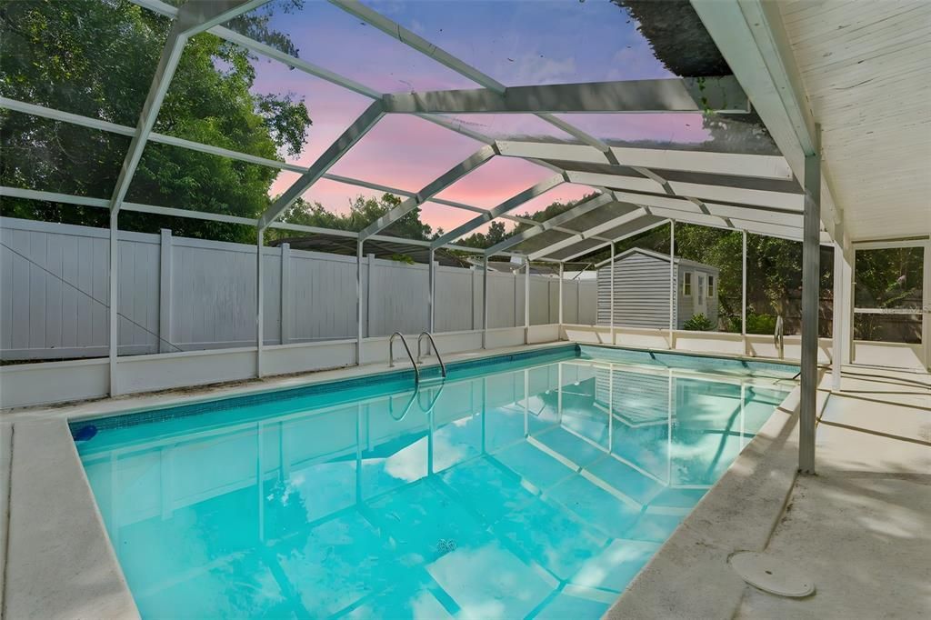 Active With Contract: $225,000 (2 beds, 2 baths, 1255 Square Feet)