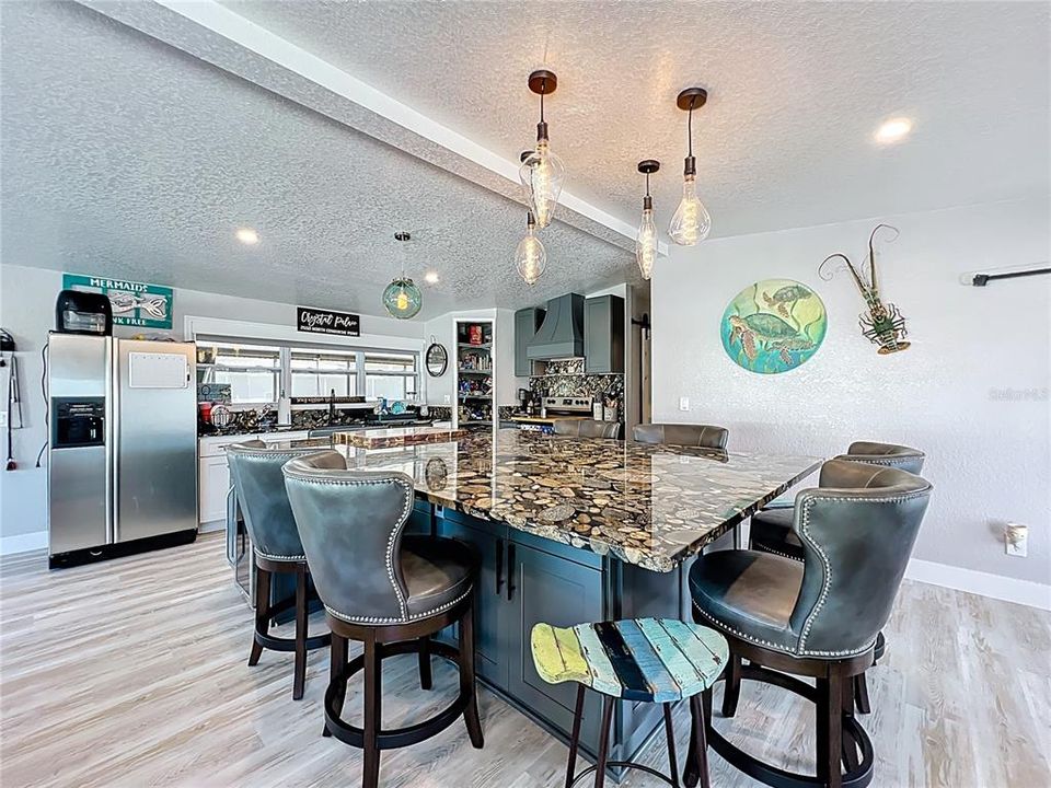 En Venta: $479,000 (3 camas, 2 baños, 1440 Pies cuadrados)