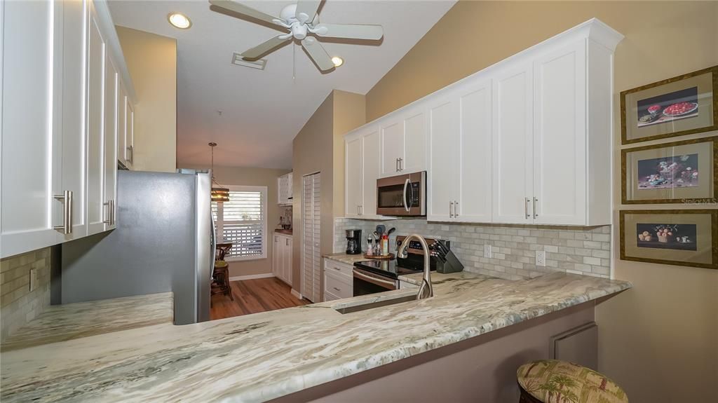 For Rent: $5,200 (2 beds, 2 baths, 1433 Square Feet)