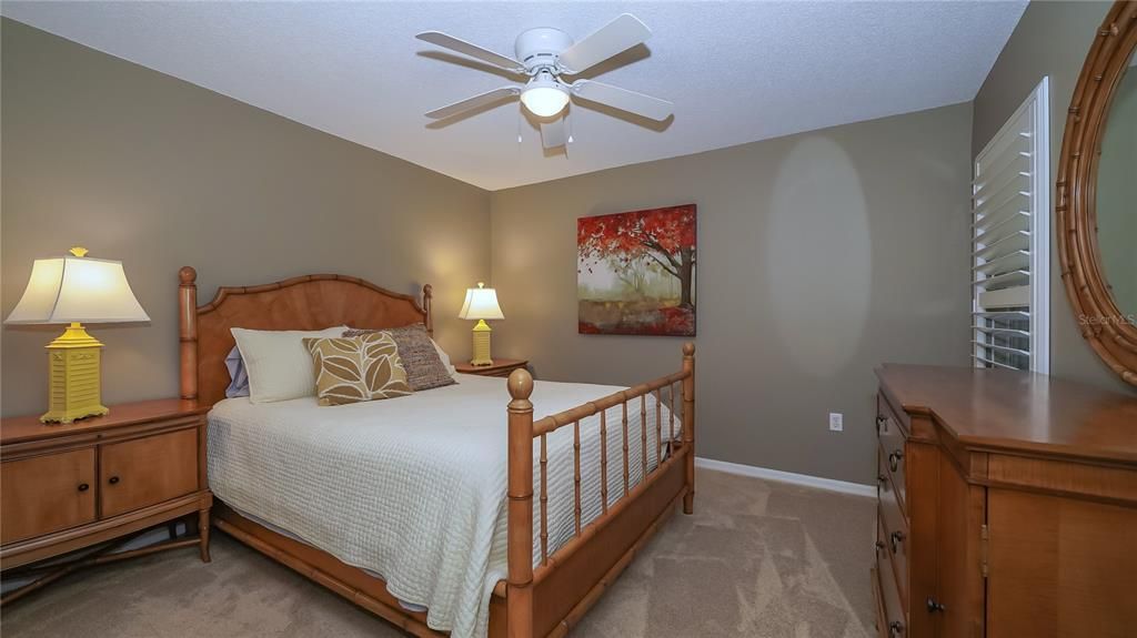 For Rent: $5,200 (2 beds, 2 baths, 1433 Square Feet)