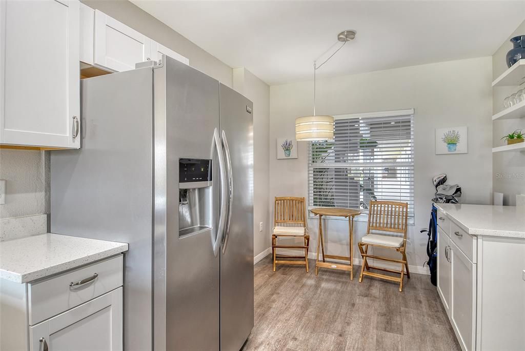 Active With Contract: $299,900 (2 beds, 2 baths, 1106 Square Feet)