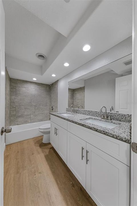 待售: $264,900 (2 贝兹, 2 浴室, 1128 平方英尺)