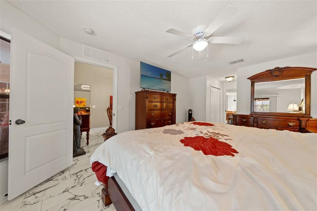 Active With Contract: $360,000 (4 beds, 2 baths, 2148 Square Feet)