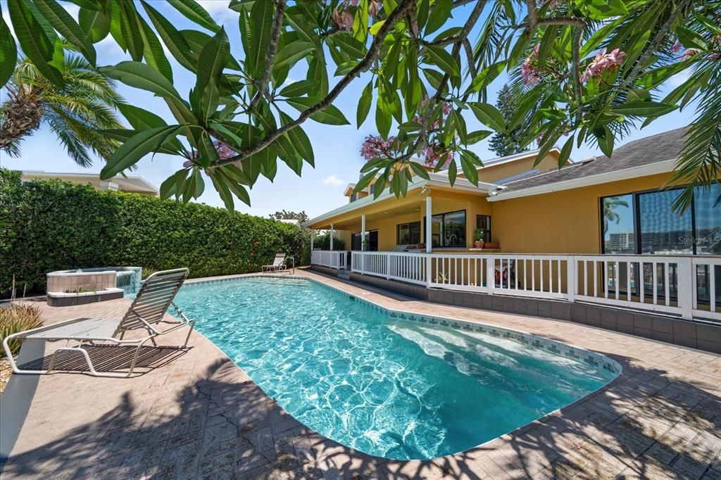 На продажу: $1,638,800 (4 спален, 3 ванн, 3164 Квадратных фут)