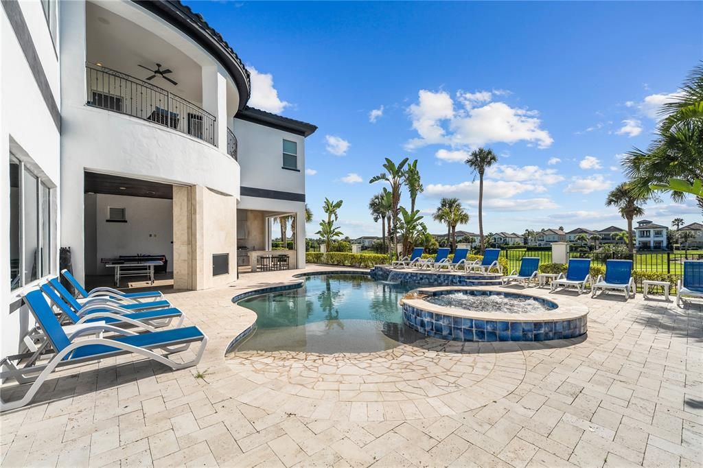 En Venta: $4,999,995 (11 camas, 12 baños, 11027 Pies cuadrados)