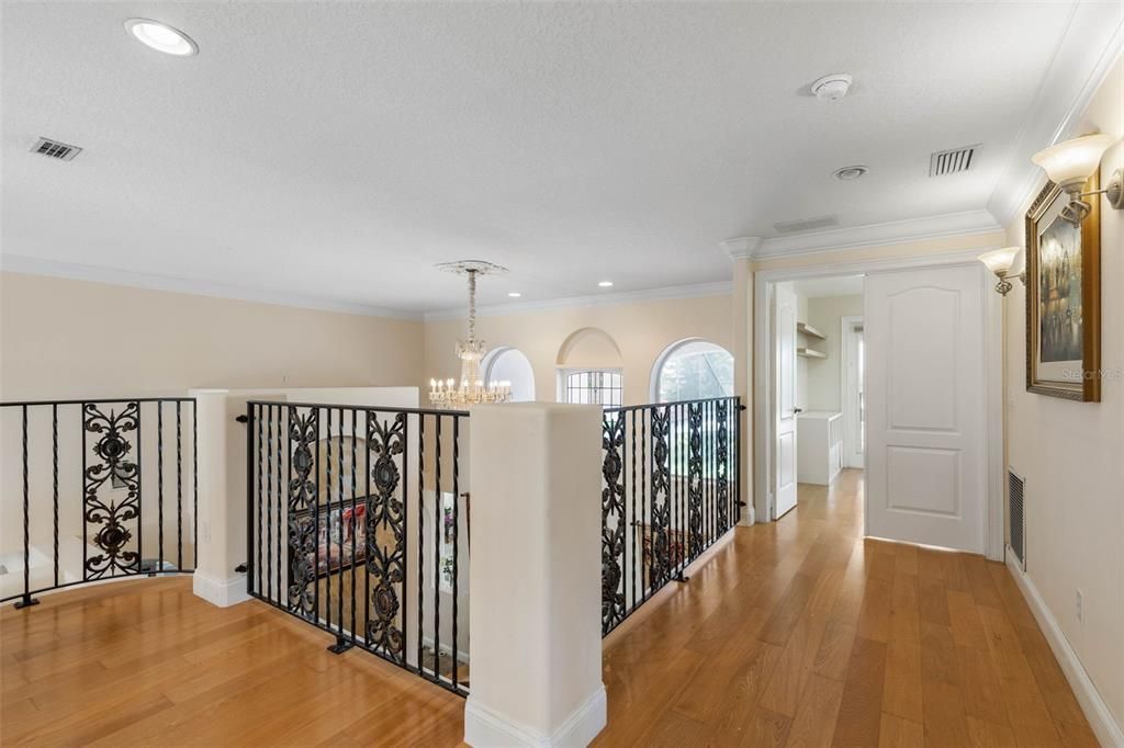 For Sale: $1,700,000 (3 beds, 3 baths, 3296 Square Feet)