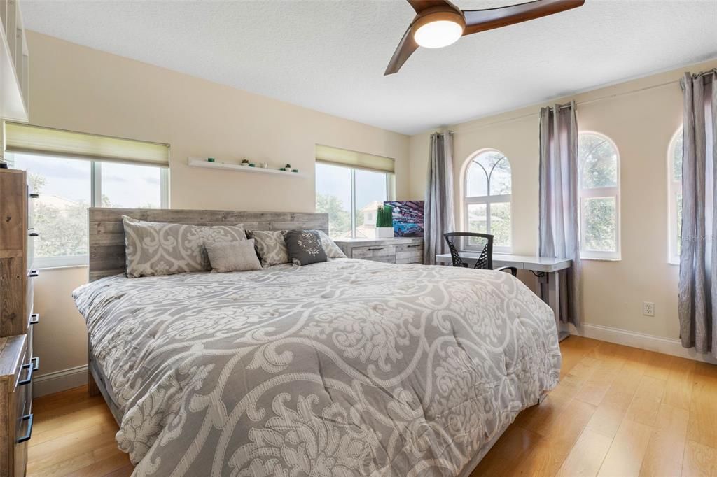 For Sale: $1,700,000 (3 beds, 3 baths, 3296 Square Feet)