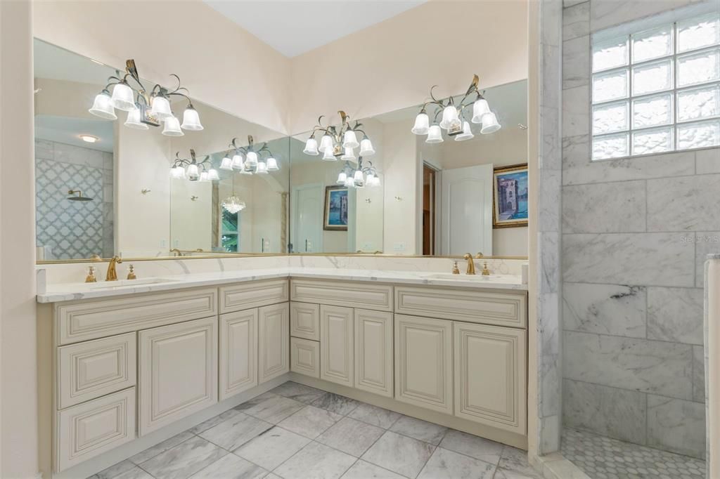 For Sale: $1,700,000 (3 beds, 3 baths, 3296 Square Feet)