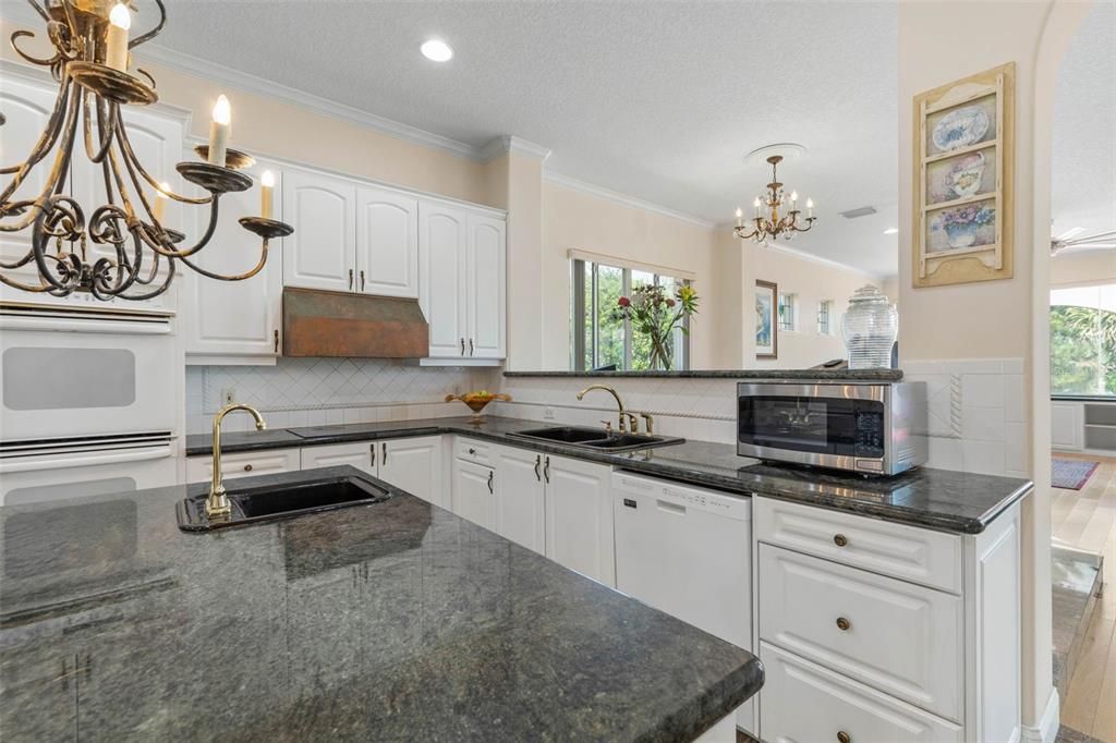 For Sale: $1,700,000 (3 beds, 3 baths, 3296 Square Feet)