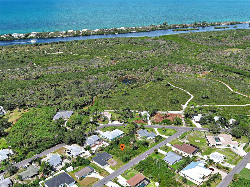 待售: $79,900 (0.18 acres)